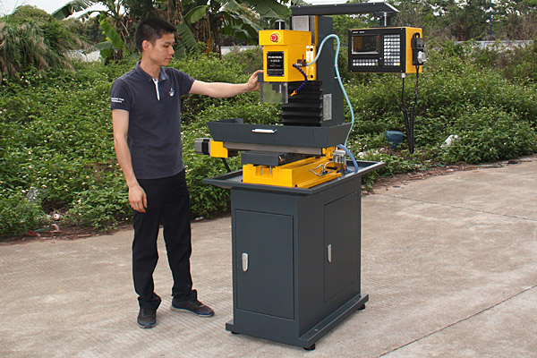 XK300 Micro CNC Milling